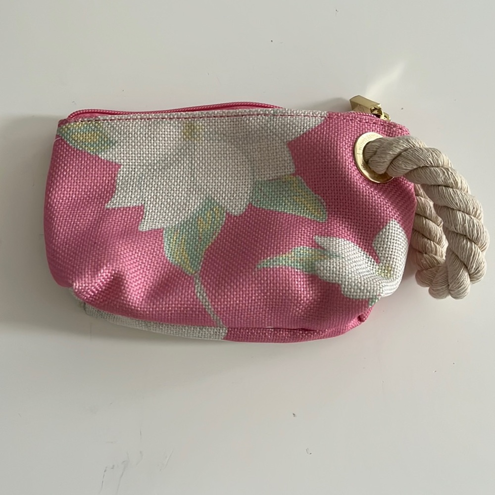 NWOT LAUREN JAMES small clutch!